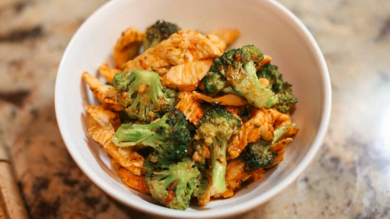 You Will Love This Chicken and Broccoli Stir Fry Recipe