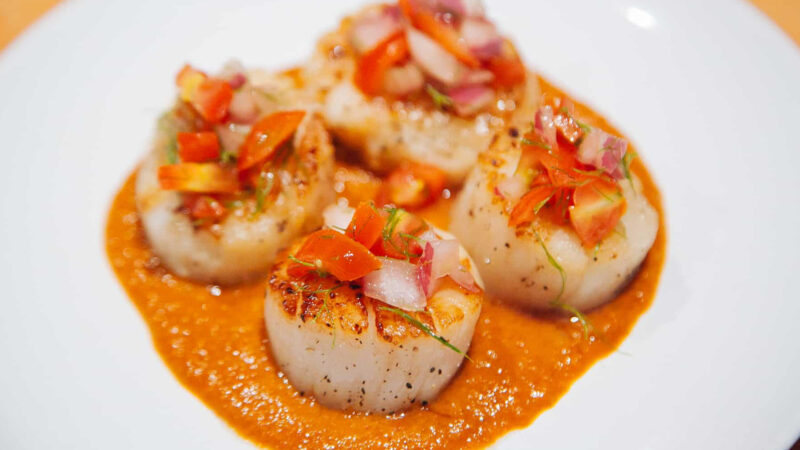 Surprise Your Partner with These Perfectly Pan Seared Scallops