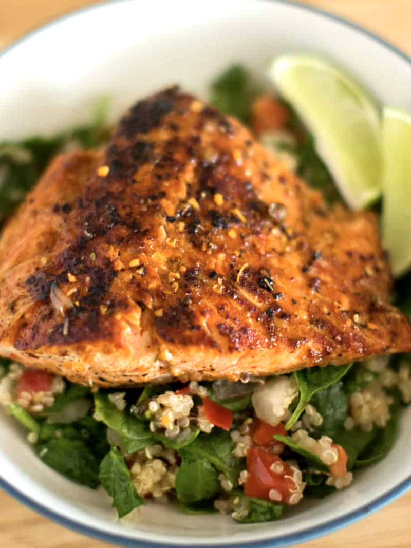 Simple Salmon Quinoa Salad Recipe for a Healthy Meal
