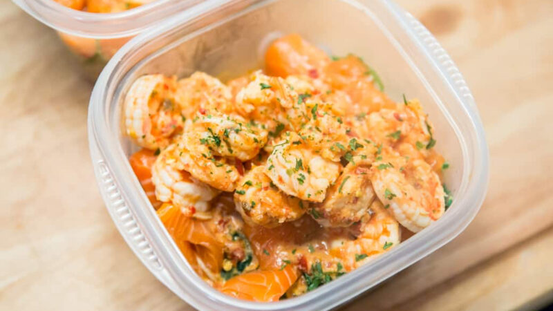 How to Make A Delicious Shrimp and Salmon Poke Bowl