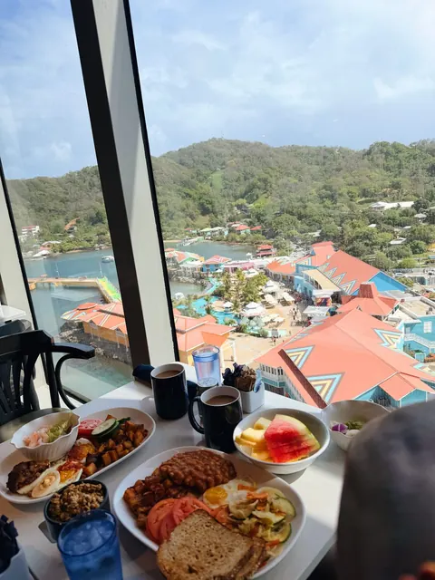 A meal overlooking the harbor