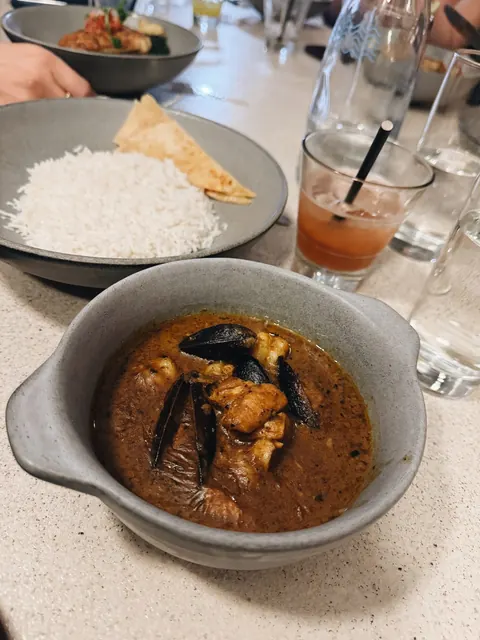 Seafood curry with rice
